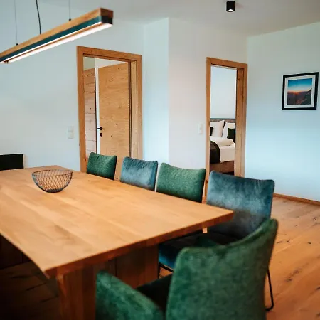 Large With Balcony Terrace, On Ski Slope 아파트