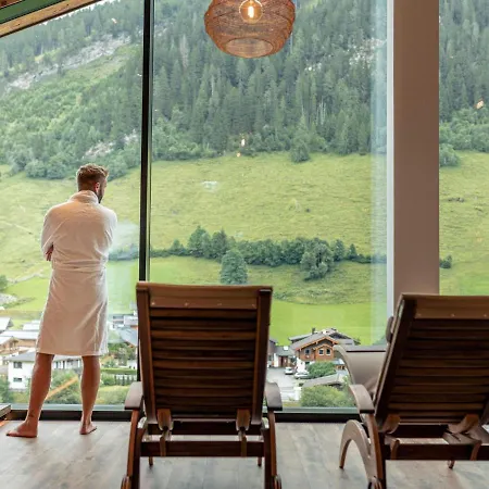 아파트 Large With Balcony Terrace, On Ski Slope